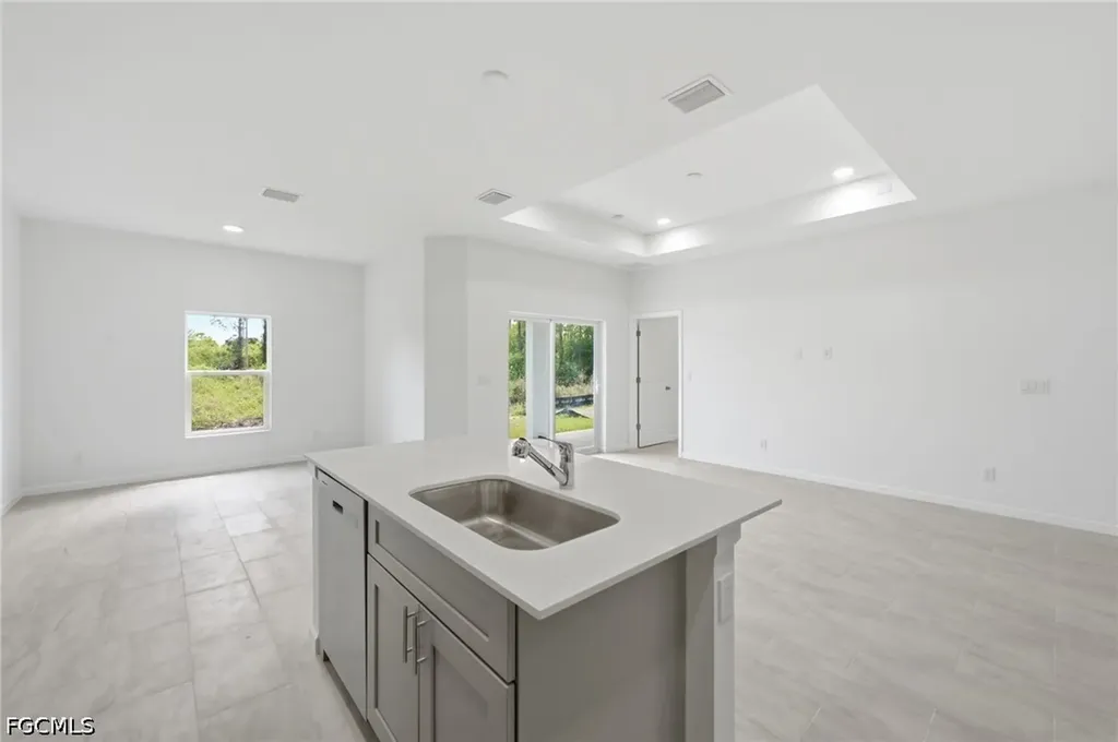 1018 Kent Street E Lehigh Acres FL 33971