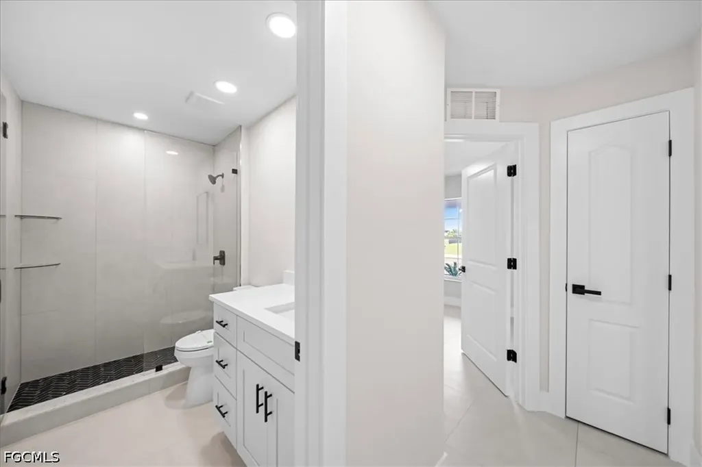 1230 NW 20th Terrace Cape Coral FL 33993