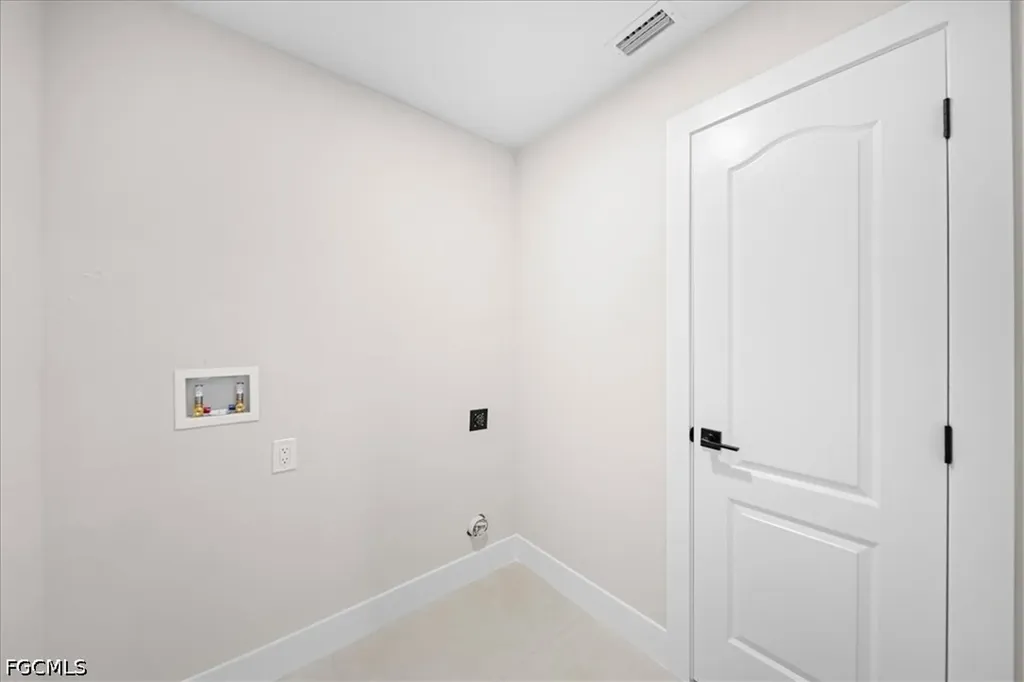 1230 NW 20th Terrace Cape Coral FL 33993