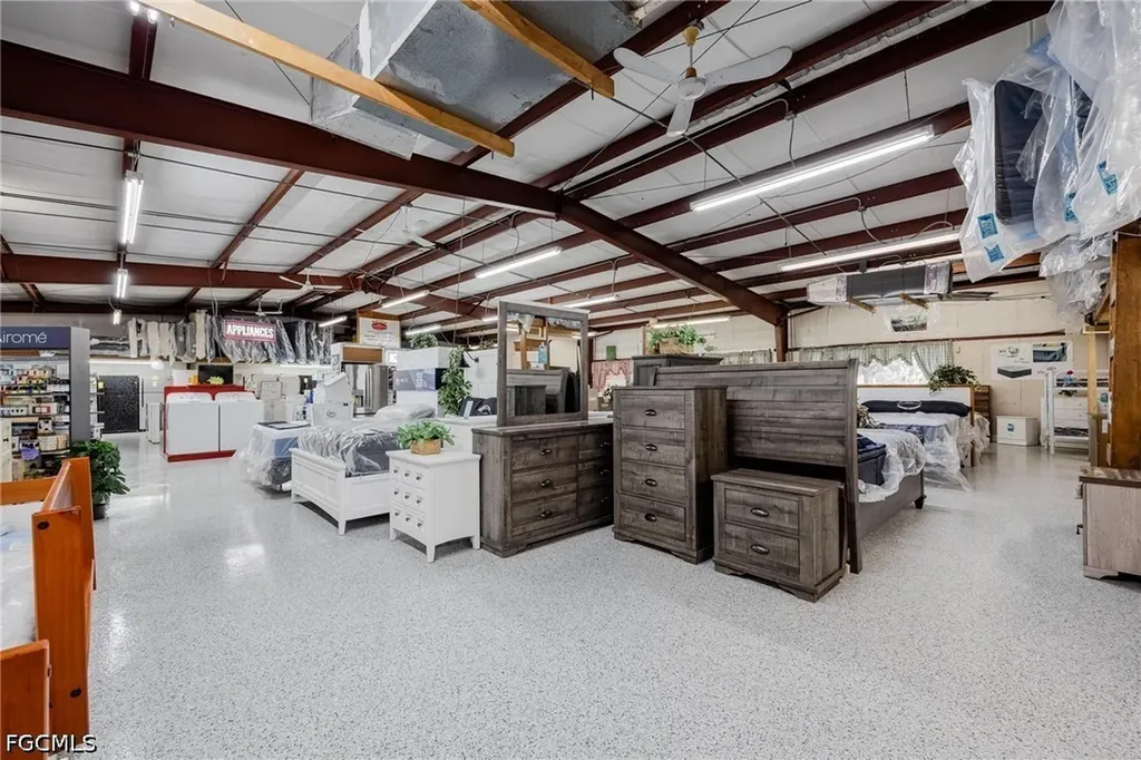 1060 State Road 29 S Labelle FL 33935