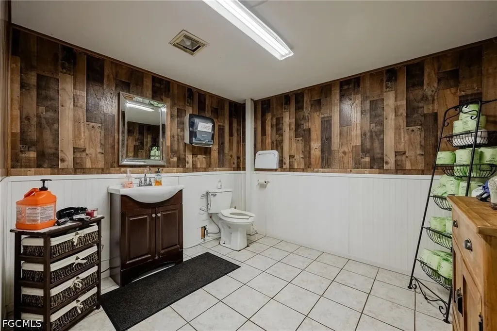 1060 State Road 29 S Labelle FL 33935