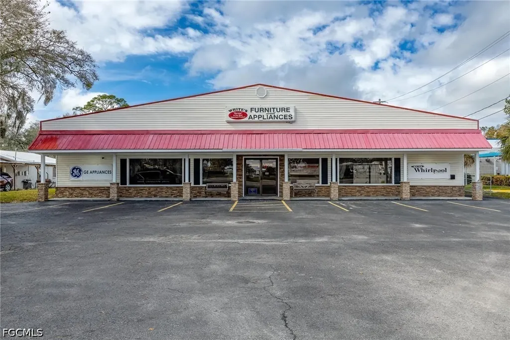 1060 State Road 29 S Labelle FL 33935