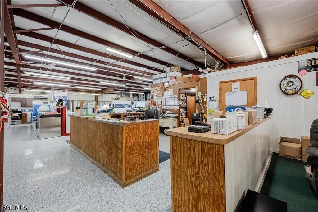 1060 State Road 29 S Labelle FL 33935