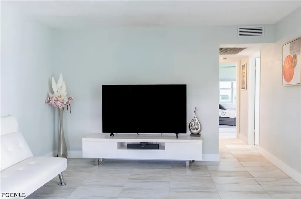 592 Fanshaw Way Boca Raton FL 33434-3096