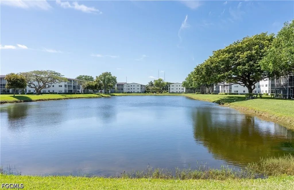 592 Fanshaw Way Boca Raton FL 33434-3096
