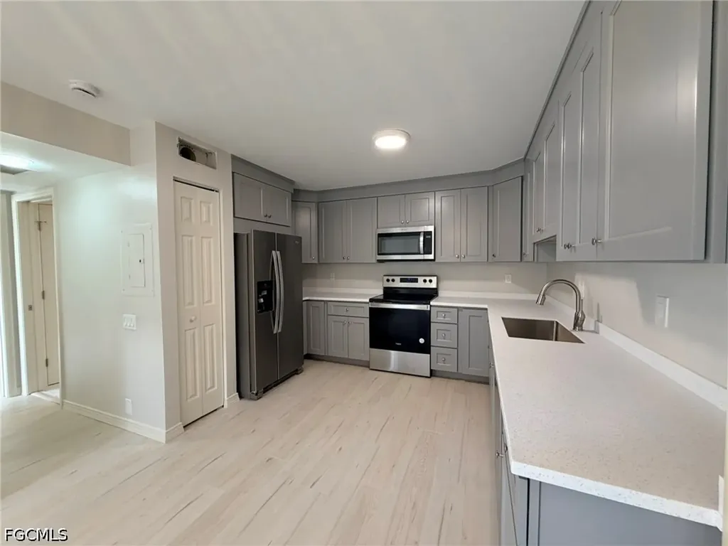 13121 Whitehaven Lane Fort Myers FL 33966