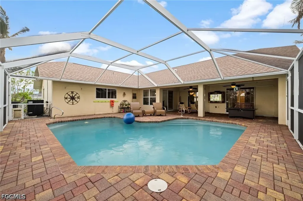 411 SE 17th Street Cape Coral FL 33990