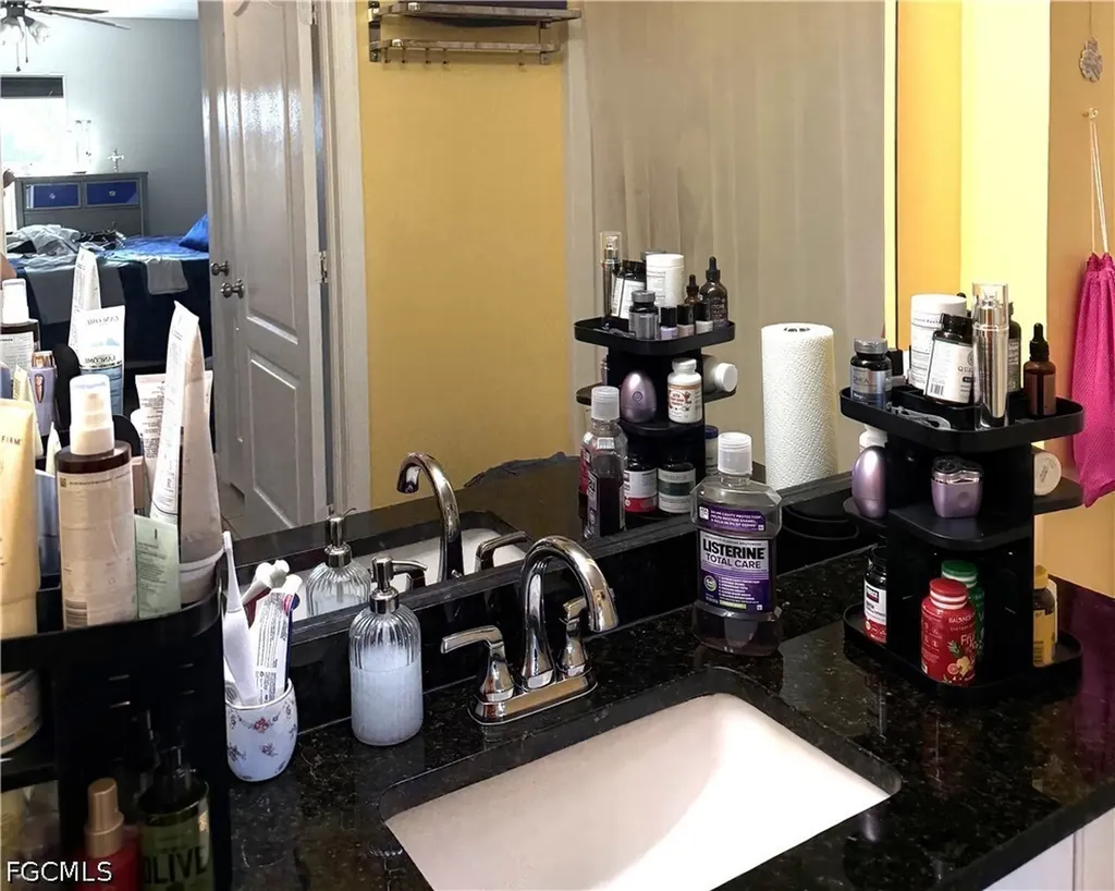 2834 NW 7th Street Cape Coral FL 33993