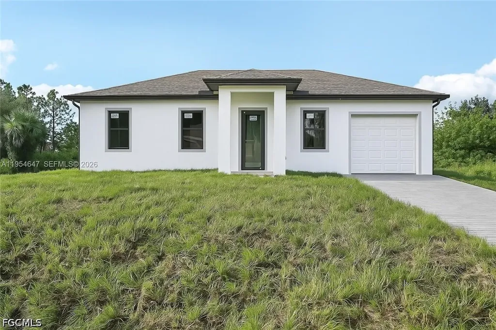 4402 E 19th Street Lehigh Acres FL 33972