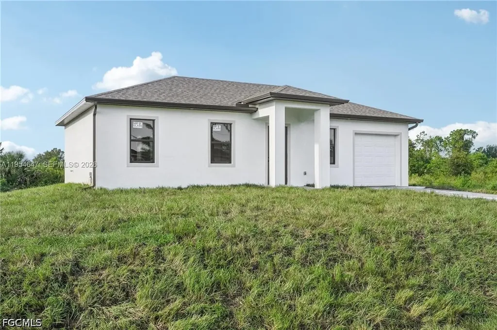 4402 E 19th Street Lehigh Acres FL 33972
