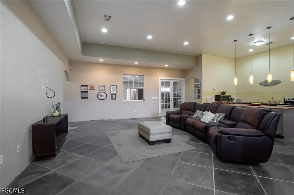 687 Montura Avenue Clewiston FL 33440