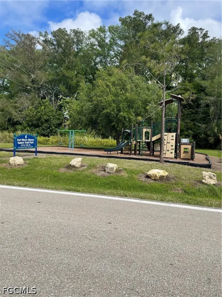 2239 Lotus Road Fort Myers FL 33905