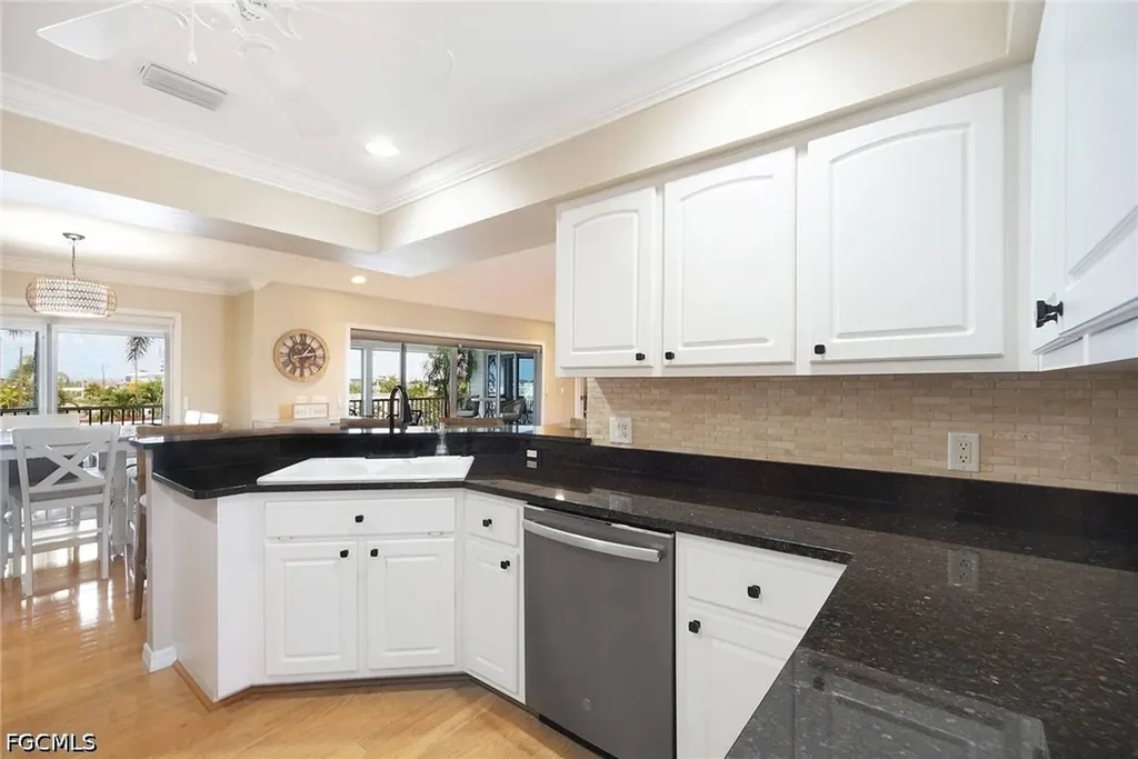 2932 Buttonwood Key Court St. James City FL 33956