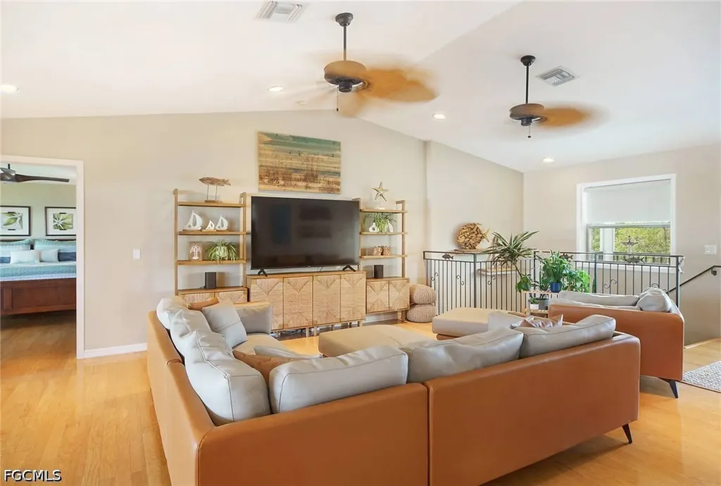 2932 Buttonwood Key Court St. James City FL 33956