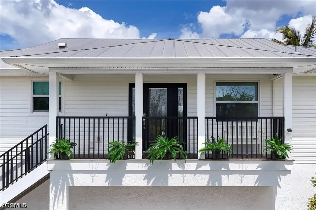 2932 Buttonwood Key Court St. James City FL 33956