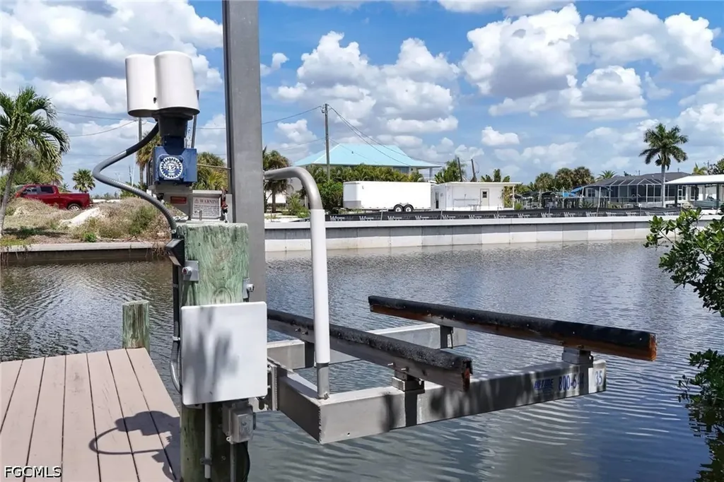 2932 Buttonwood Key Court St. James City FL 33956