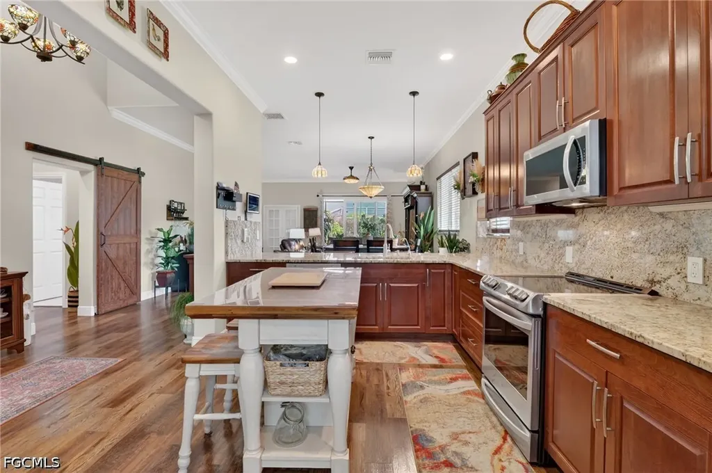 2522 Dora Court Lehigh Acres FL 33971