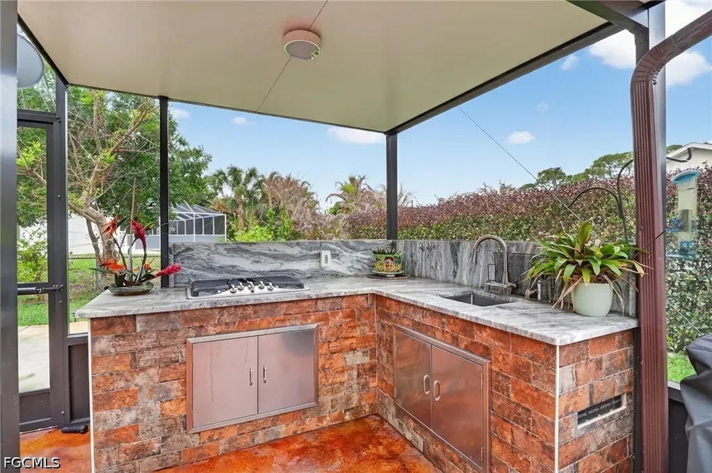 2522 Dora Court Lehigh Acres FL 33971