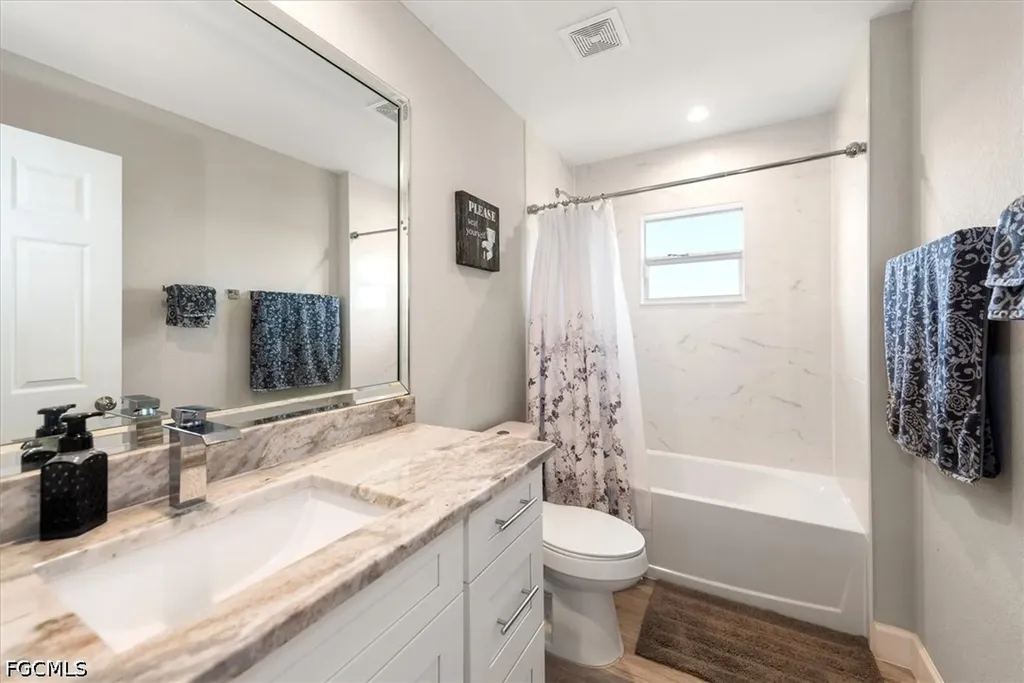 923 Alvin Avenue Lehigh Acres FL 33971