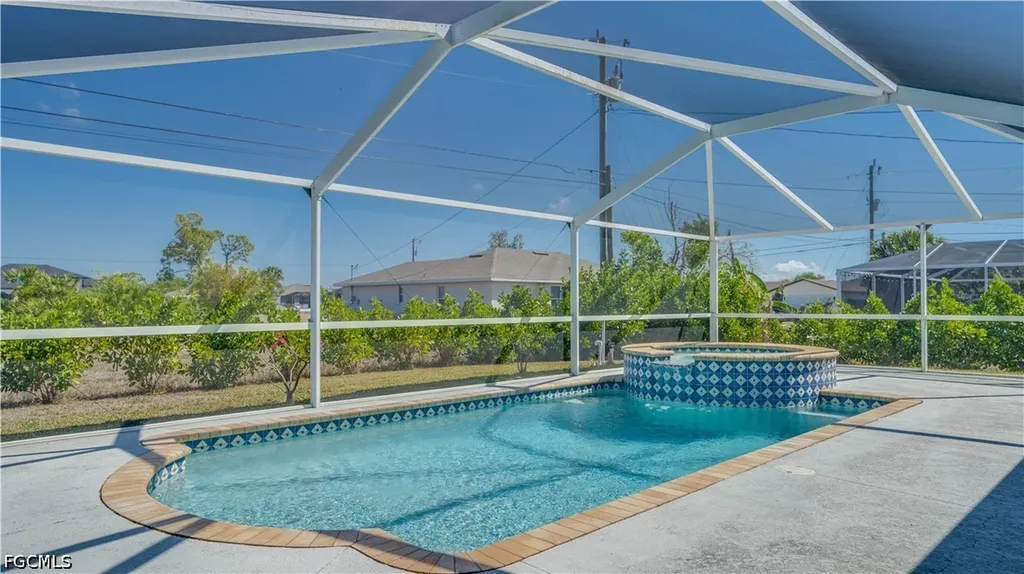 1105 SW 2nd Street Cape Coral FL 33991