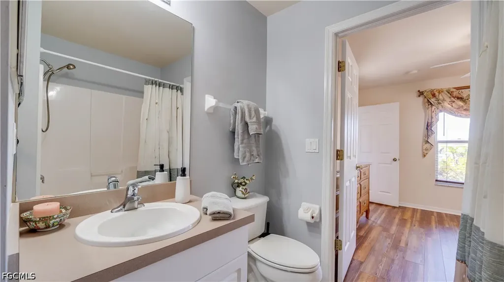 1105 SW 2nd Street Cape Coral FL 33991