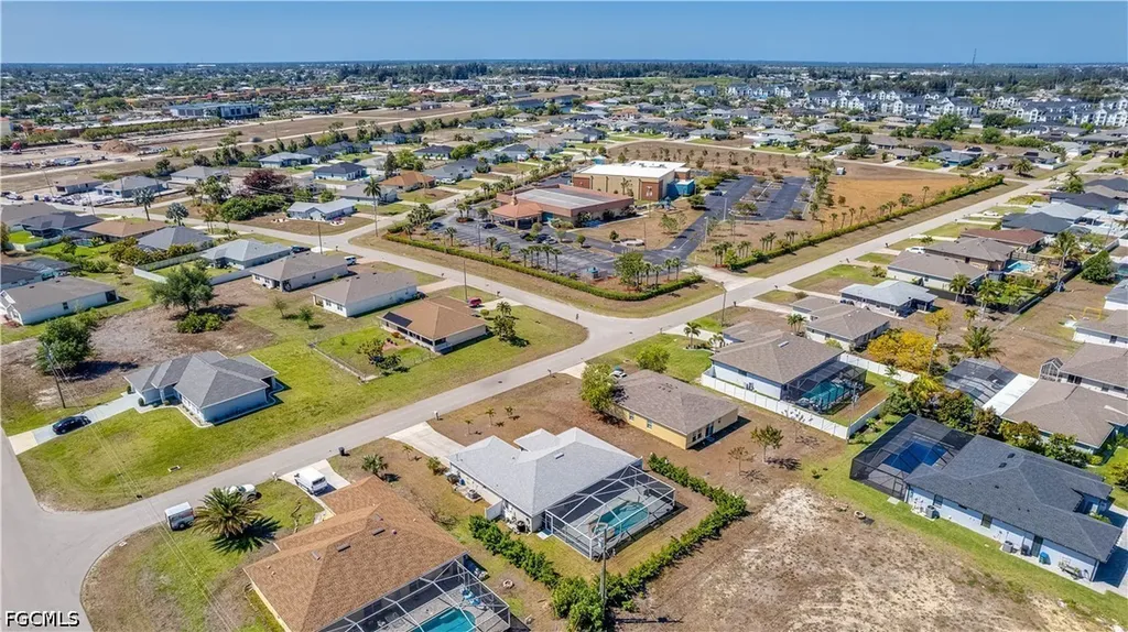 1105 SW 2nd Street Cape Coral FL 33991