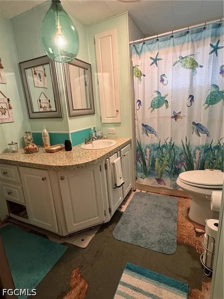 135 Orange Harbor Drive Fort Myers FL 33905