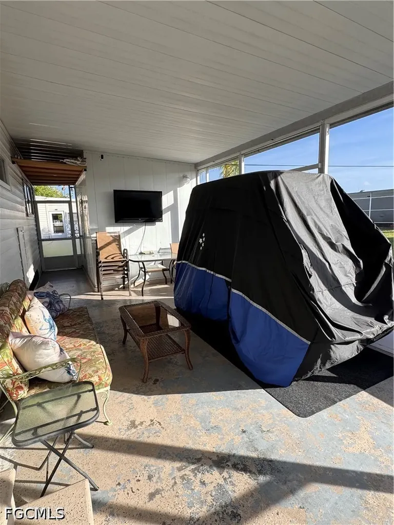 135 Orange Harbor Drive Fort Myers FL 33905