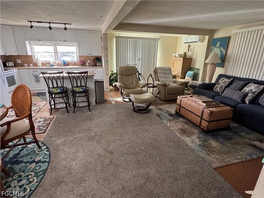 135 Orange Harbor Drive Fort Myers FL 33905