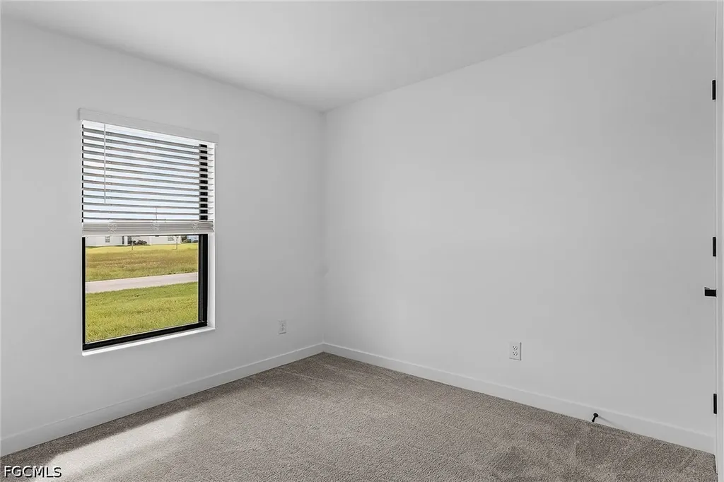 1006 NW 21st Terrace Cape Coral FL 33993