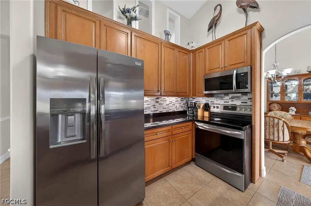 154 SE 21st Terrace Cape Coral FL 33990