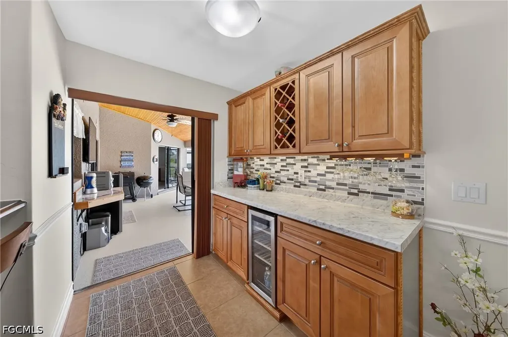 154 SE 21st Terrace Cape Coral FL 33990