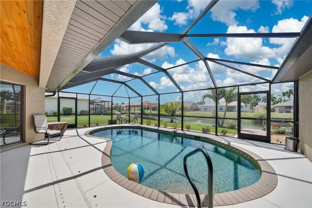 154 SE 21st Terrace Cape Coral FL 33990