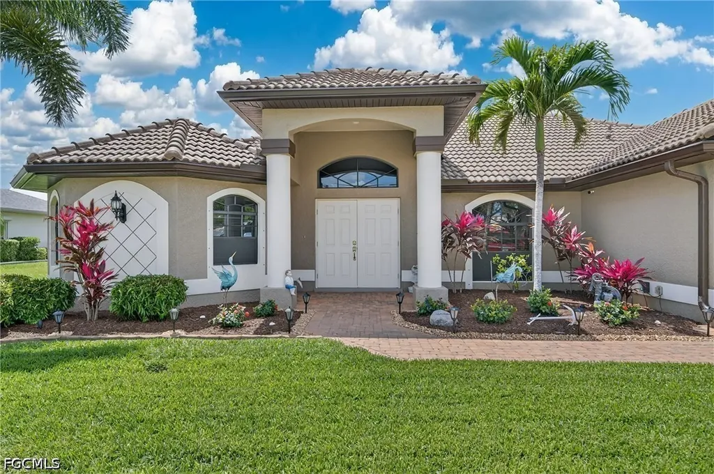 154 SE 21st Terrace Cape Coral FL 33990