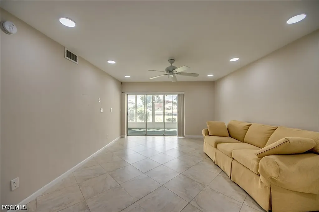 920 SE 46th Street Cape Coral FL 33904
