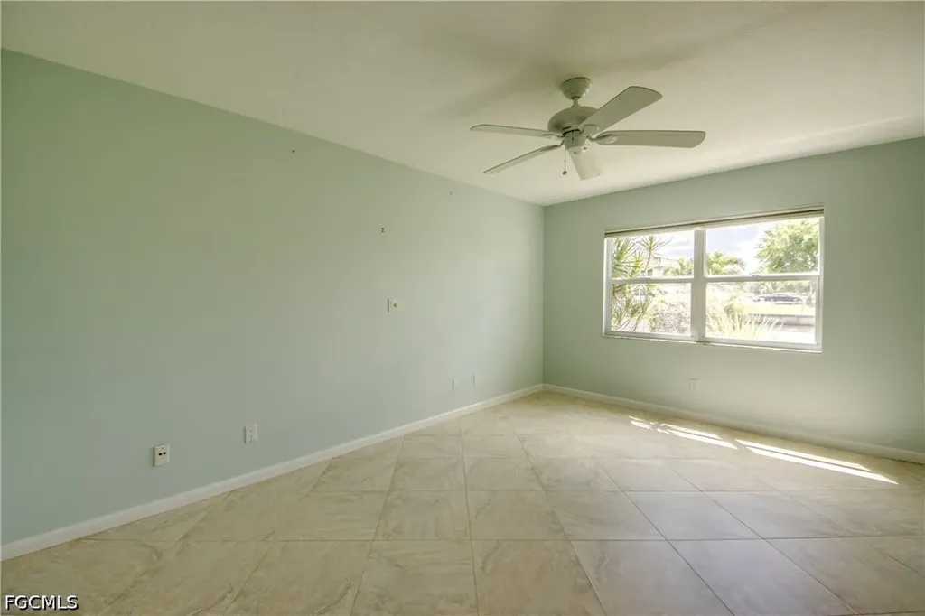 920 SE 46th Street Cape Coral FL 33904