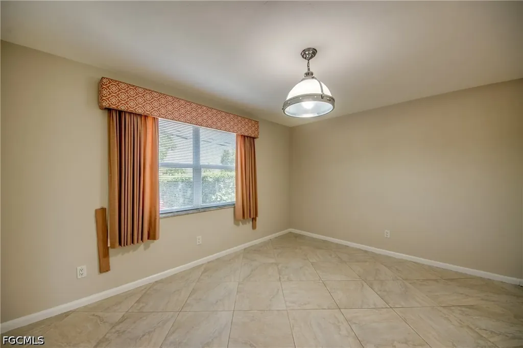 920 SE 46th Street Cape Coral FL 33904