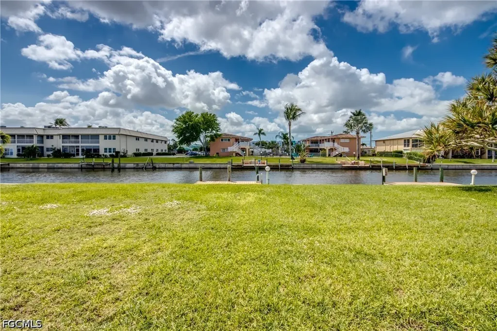 920 SE 46th Street Cape Coral FL 33904