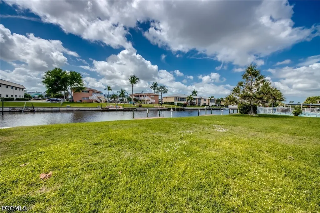 920 SE 46th Street Cape Coral FL 33904