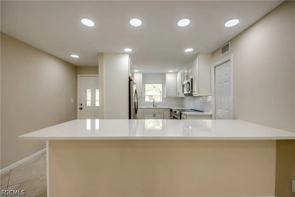 920 SE 46th Street Cape Coral FL 33904