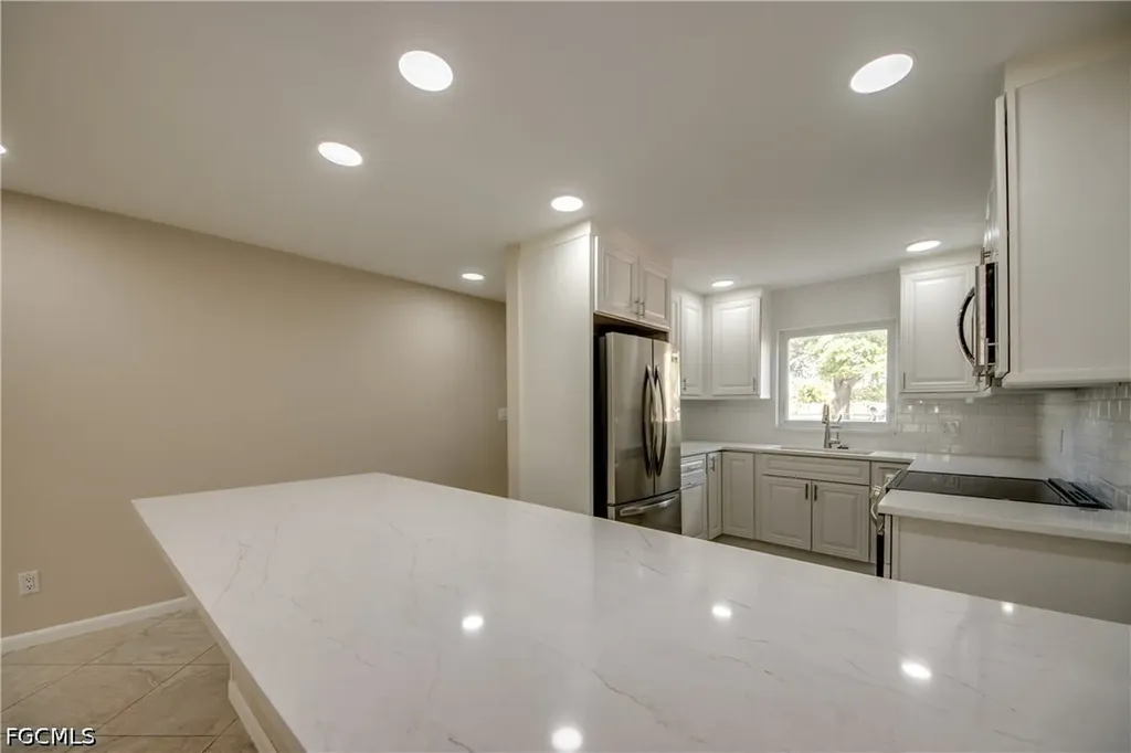 920 SE 46th Street Cape Coral FL 33904
