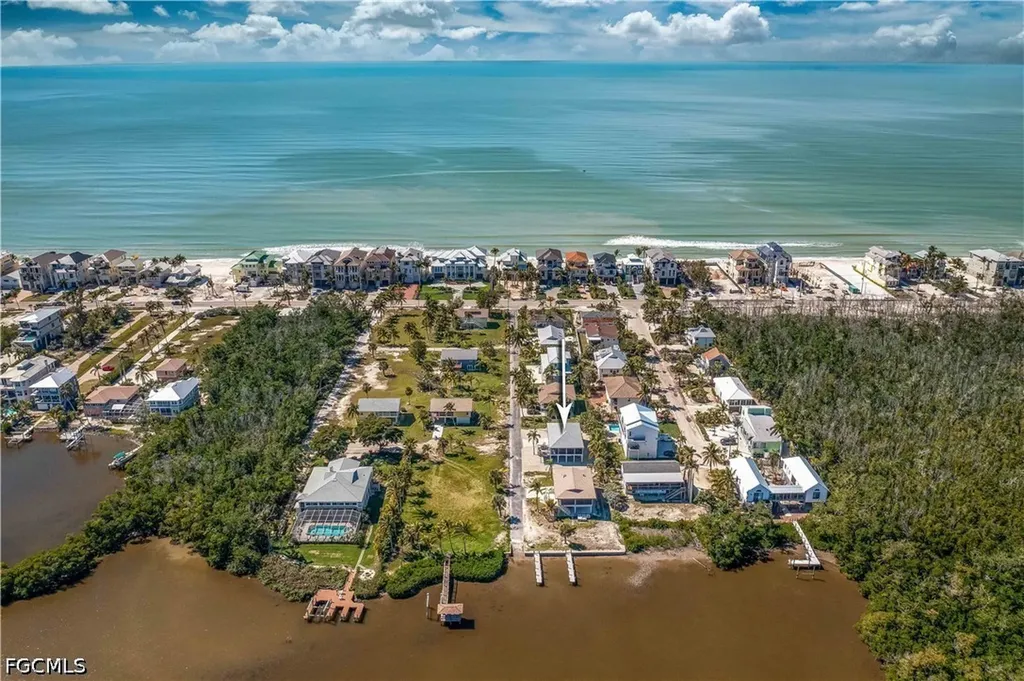 27541 Hickory Bay Drive Bonita Springs FL 34134