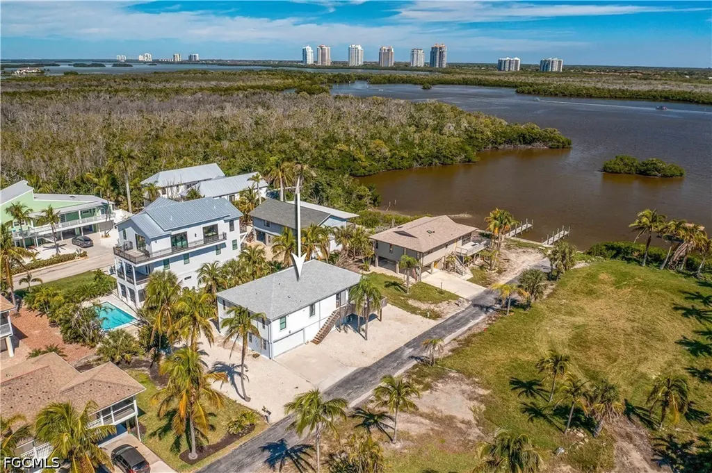 27541 Hickory Bay Drive Bonita Springs FL 34134