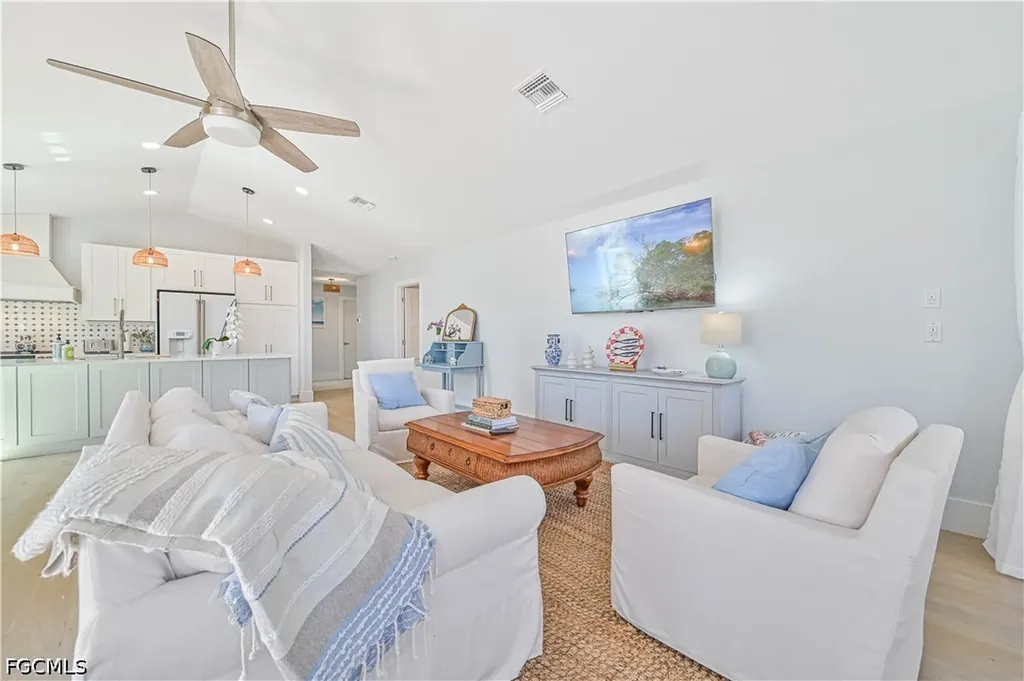 27541 Hickory Bay Drive Bonita Springs FL 34134