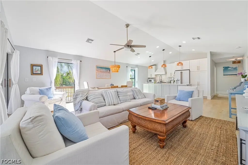 27541 Hickory Bay Drive Bonita Springs FL 34134