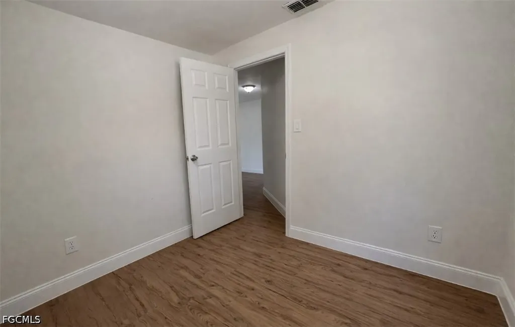 569 Nuna Avenue Fort Myers FL 33905
