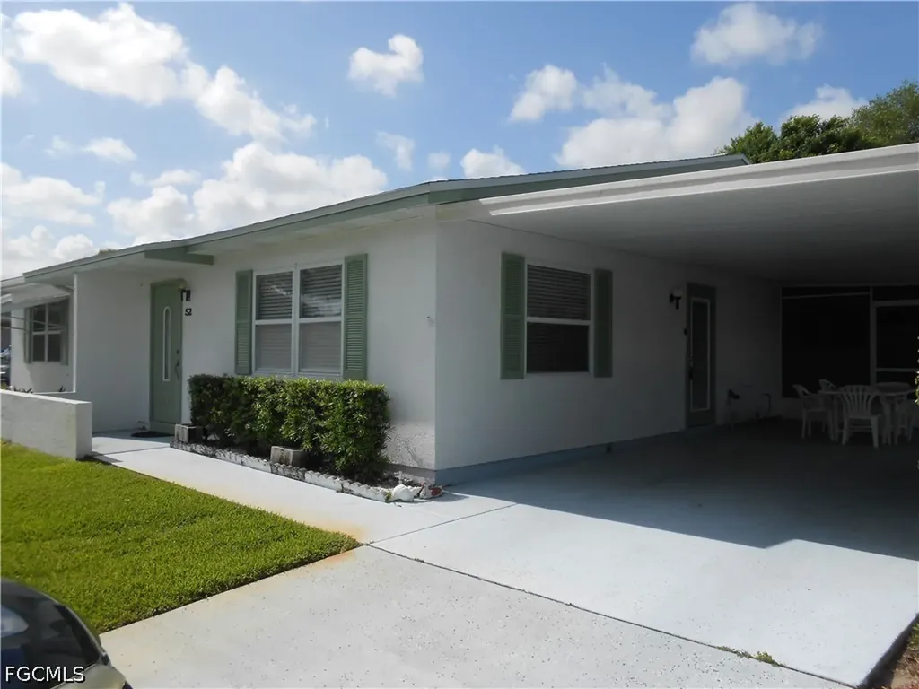 52 Heath Aster Lane Lehigh Acres FL 33936