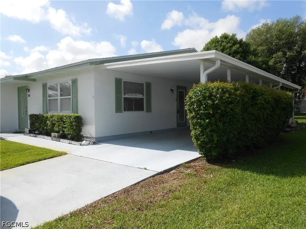 52 Heath Aster Lane Lehigh Acres FL 33936