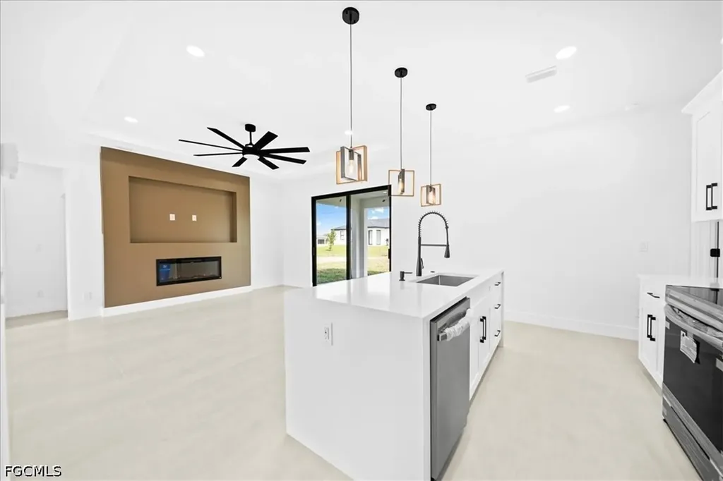 1329 NE 18th Terrace Cape Coral FL 33909