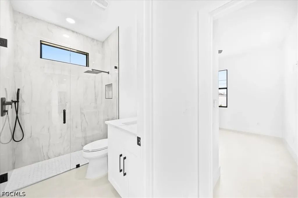 1329 NE 18th Terrace Cape Coral FL 33909